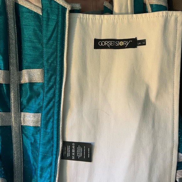 Corset Story Lot of 5 Items! - Picture 8 of 11